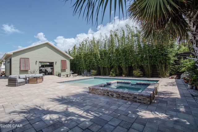 5706 Hilltop Avenue, Panama City Beach, FL 32408
