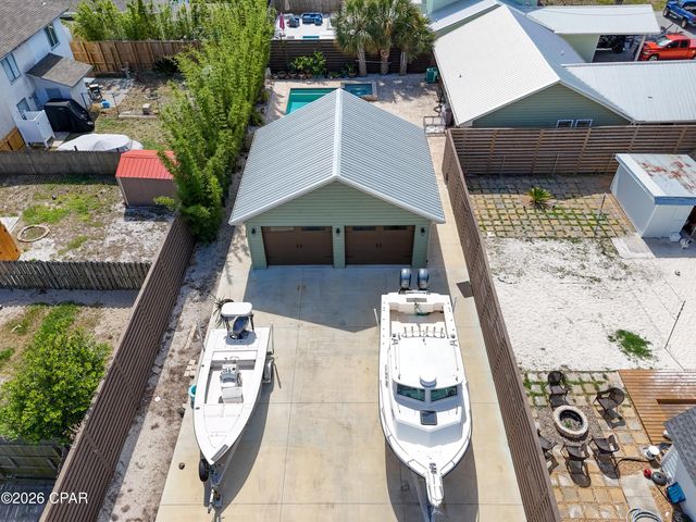 5706 Hilltop Avenue, Panama City Beach, FL 32408