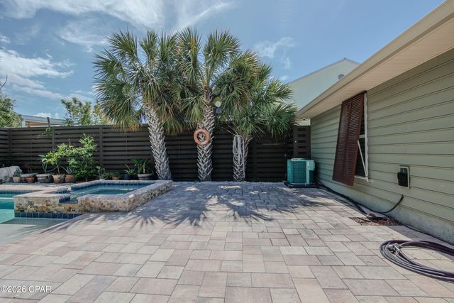 5706 Hilltop Avenue, Panama City Beach, FL 32408