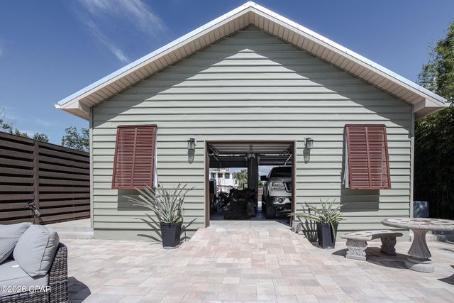5706 Hilltop Avenue, Panama City Beach, FL 32408