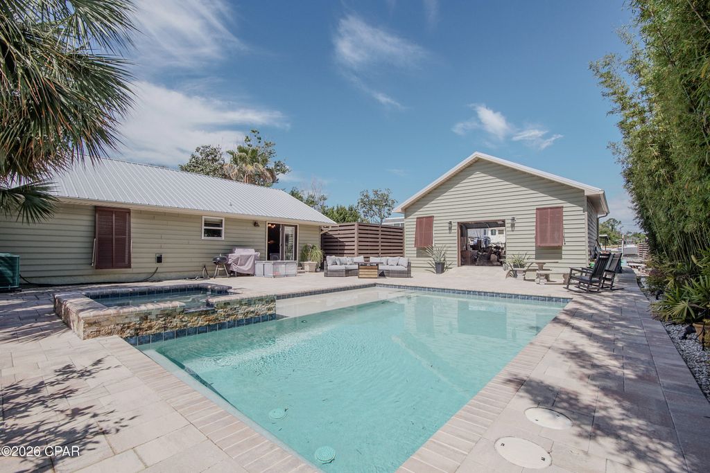 5706 Hilltop Avenue, Panama City Beach, FL 32408