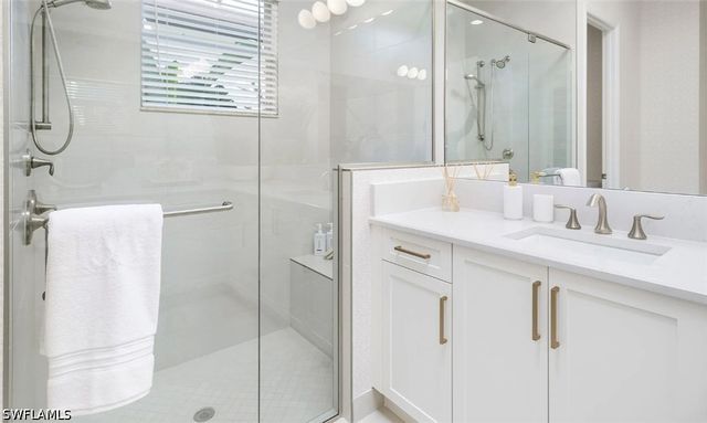 2669 Hyacinth PL, Naples, FL 34112