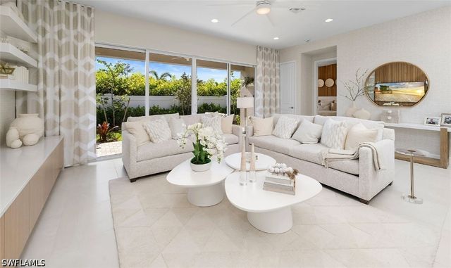 2669 Hyacinth PL, Naples, FL 34112