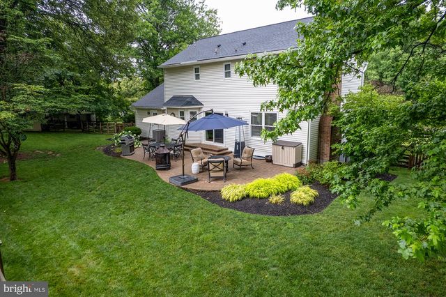 4704 YORKSHIRE DR, Ellicott City, MD 21043