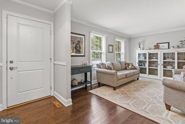 4704 YORKSHIRE DR, Ellicott City, MD 21043