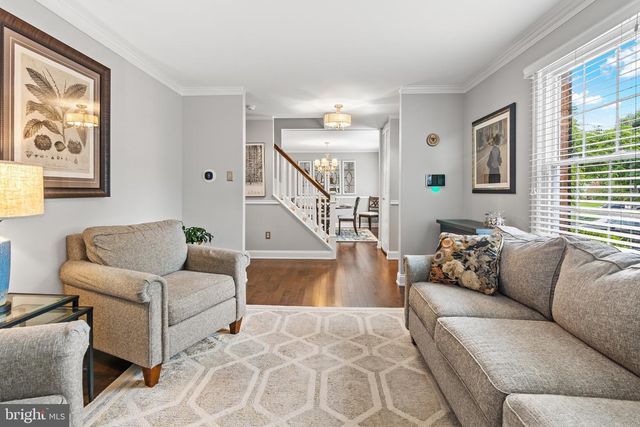 4704 YORKSHIRE DR, Ellicott City, MD 21043