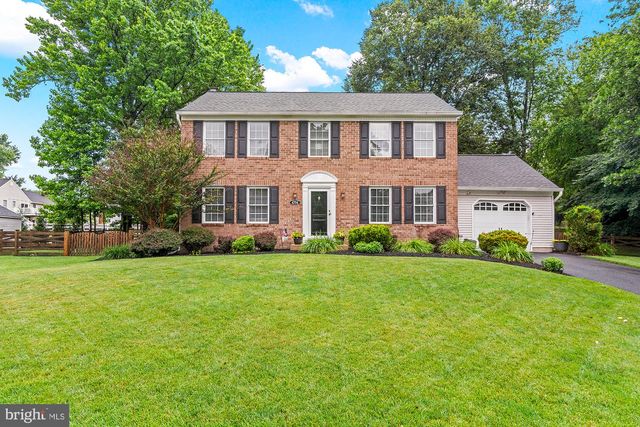 4704 YORKSHIRE DR, Ellicott City, MD 21043