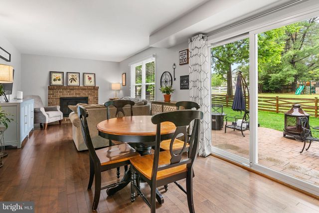 4704 YORKSHIRE DR, Ellicott City, MD 21043