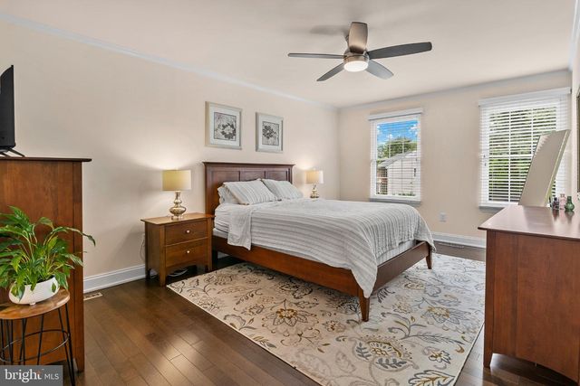 4704 YORKSHIRE DR, Ellicott City, MD 21043