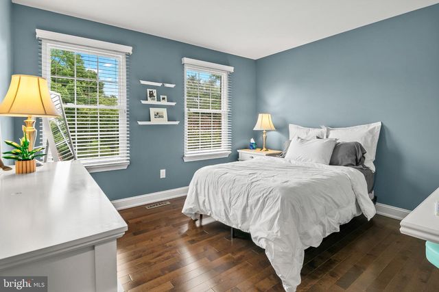 4704 YORKSHIRE DR, Ellicott City, MD 21043