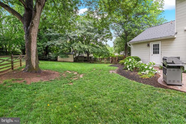 4704 YORKSHIRE DR, Ellicott City, MD 21043