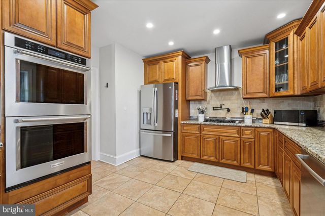 3700 HIGHLAND AVENUE, Drexel Hill, PA 19026