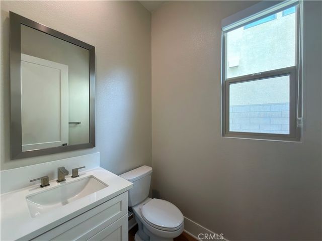 119 Pixel, Irvine, CA 92618
