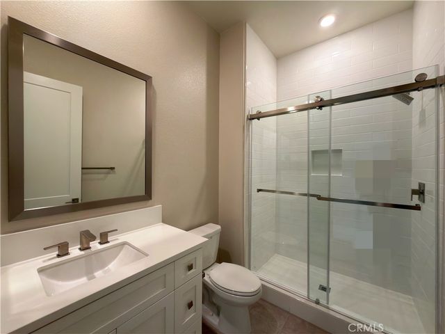119 Pixel, Irvine, CA 92618