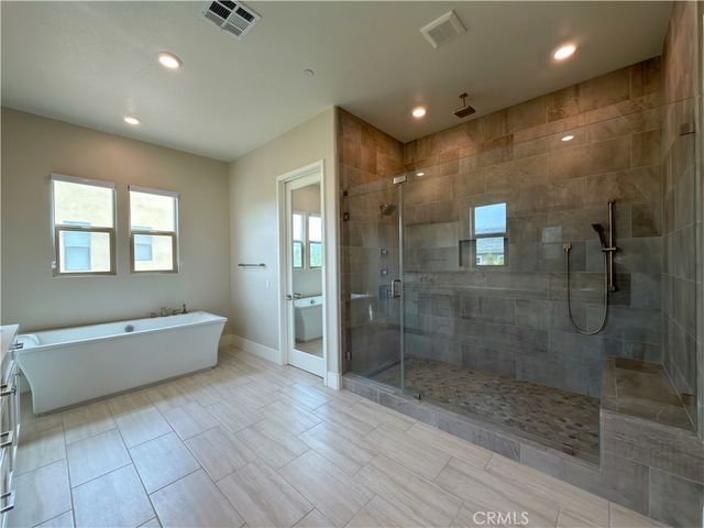 119 Pixel, Irvine, CA 92618