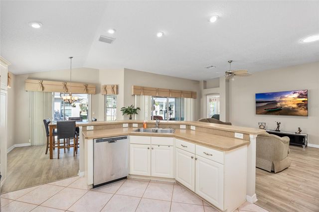 3258 SYLEWOOD AVENUE, The Villages, FL 32163