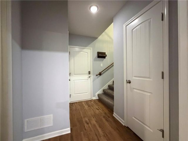 21401 Noble Street, Spring Hill, KS 66083