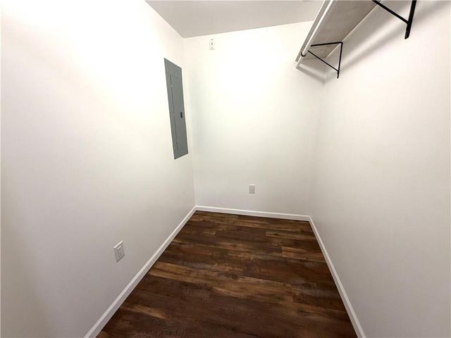 21401 Noble Street, Spring Hill, KS 66083