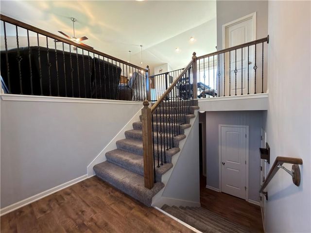 21401 Noble Street, Spring Hill, KS 66083