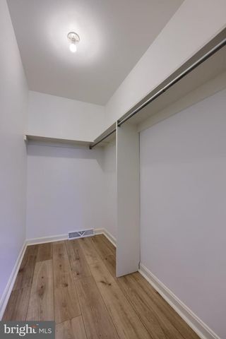 1 BROOKWOOD DR, Lititz, PA 17543