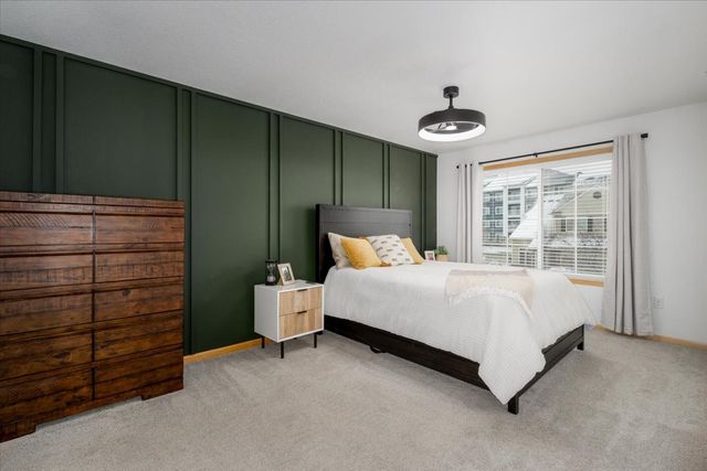 617 Villa Court, West Des Moines, IA 50266