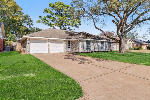 321 Reta Drive, Deer Park, TX 77536