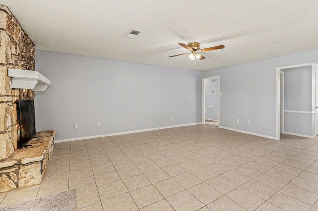 321 Reta Drive, Deer Park, TX 77536