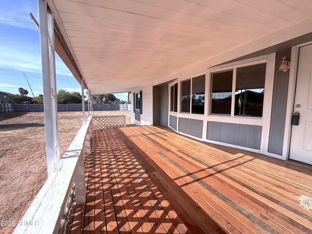8822 E BALTIMORE Street, Mesa, AZ 85207