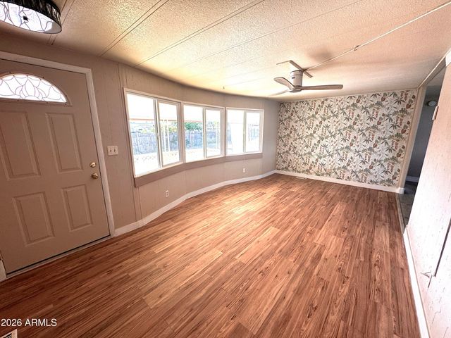 8822 E BALTIMORE Street, Mesa, AZ 85207