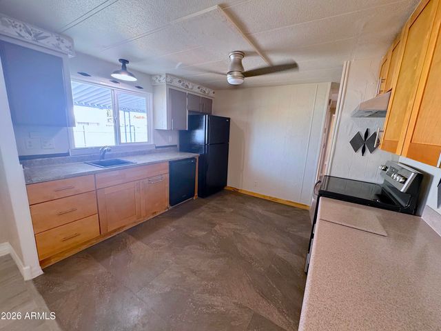 8822 E BALTIMORE Street, Mesa, AZ 85207