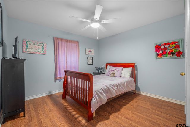 560 Washington St., Van, TX 75790