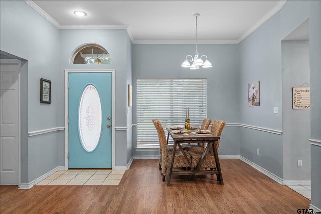 560 Washington St., Van, TX 75790