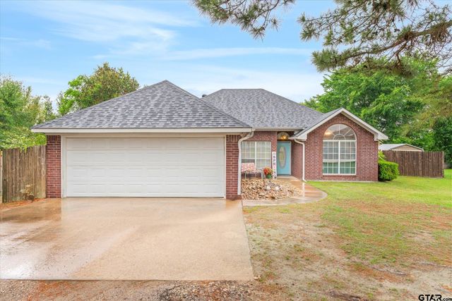 560 Washington St., Van, TX 75790