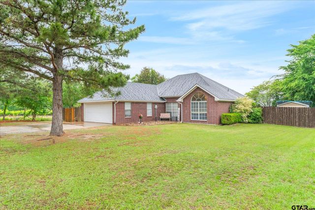 560 Washington St., Van, TX 75790