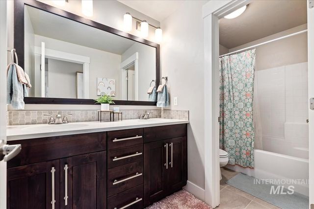 1660 Loch Ness Ave., Middleton, ID 83644