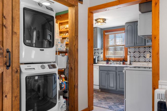 4902 State Highway 13, Lampe, MO 65681