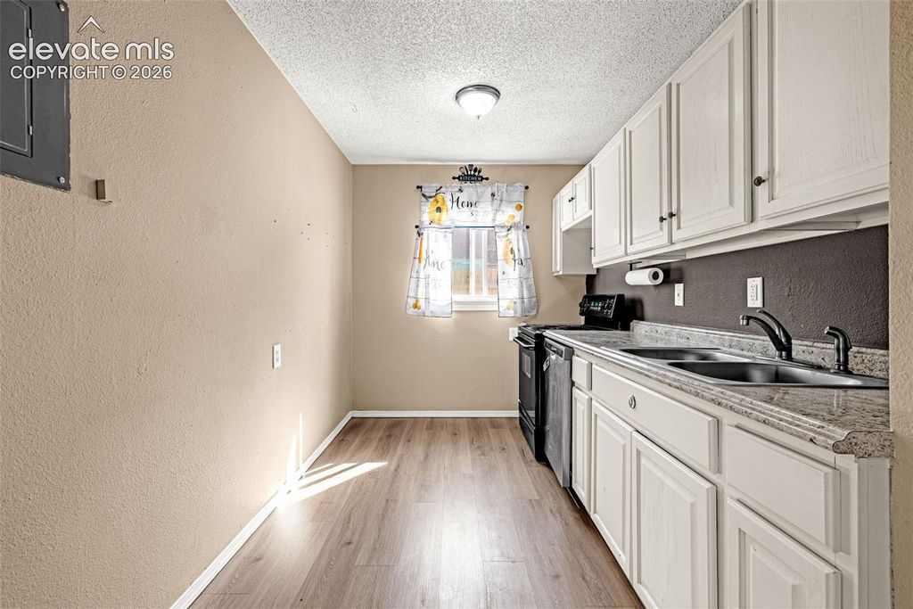 1933 Hallam Avenue, Colorado Springs, CO 80911 — photo 3
