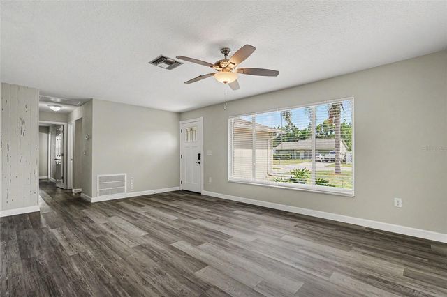 6822 LASSEN AVENUE, New Port Richey, FL 34655