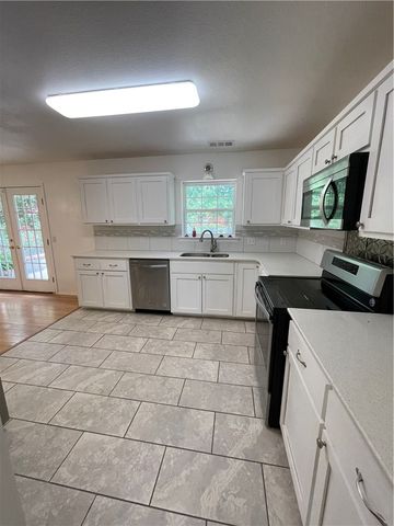 2800 N Erie Avenue, Russellville, AR 72802