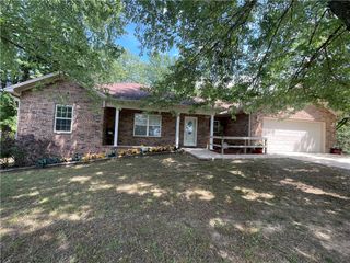 2800 N Erie Avenue, Russellville, AR 72802