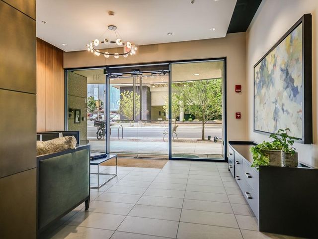 311 W 5th ST 1002, Austin, TX 78701