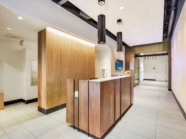 311 W 5th ST 1002, Austin, TX 78701