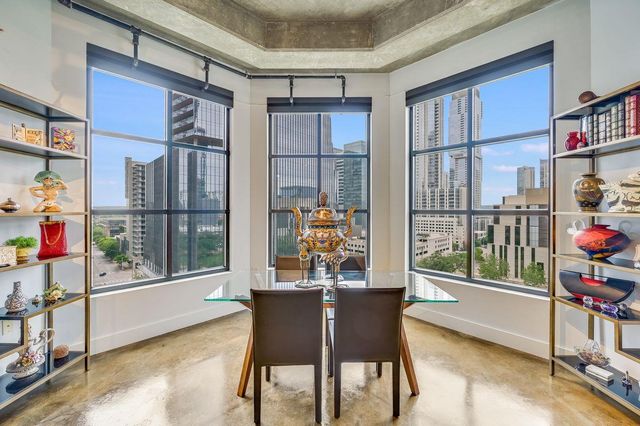 311 W 5th ST 1002, Austin, TX 78701