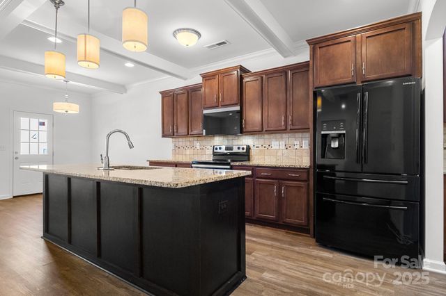 105 Kendrick Meadow Lane, Mount Holly, NC 28120