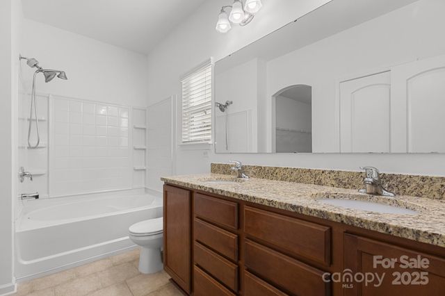 105 Kendrick Meadow Lane, Mount Holly, NC 28120