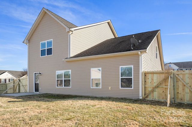 105 Kendrick Meadow Lane, Mount Holly, NC 28120