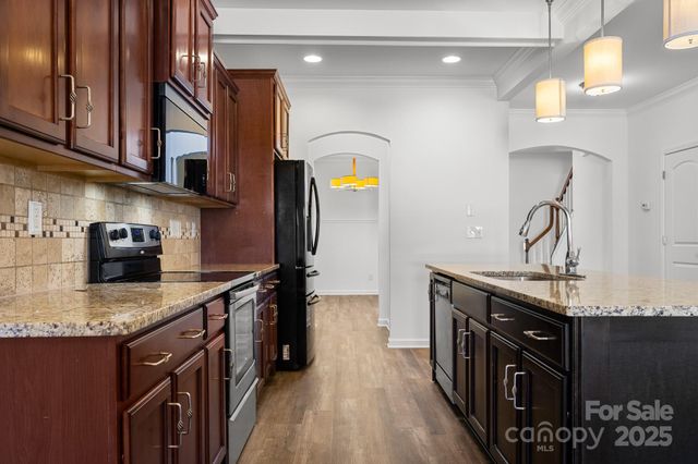 105 Kendrick Meadow Lane, Mount Holly, NC 28120