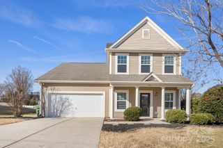 105 Kendrick Meadow Lane, Mount Holly, NC 28120