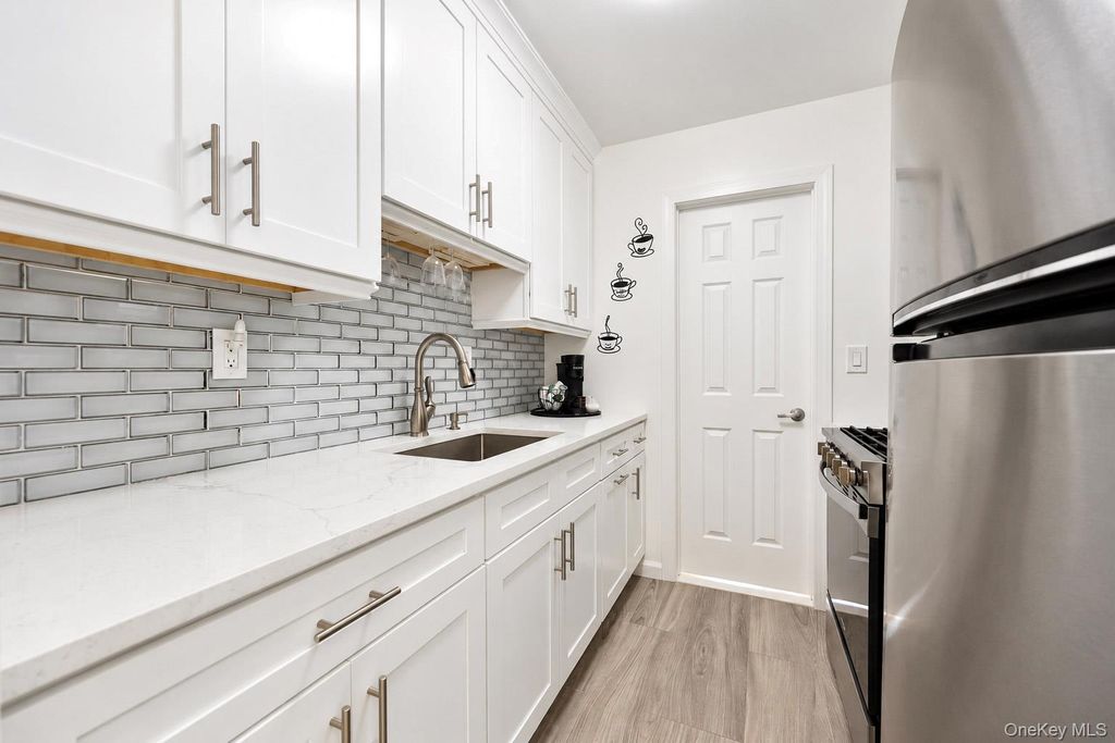 1841 Central Park Ave 11F, Yonkers, NY 10710 — photo 5