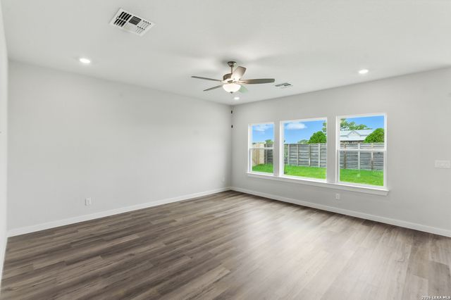 1507 Upwell Creek, New Braunfels, TX 78130